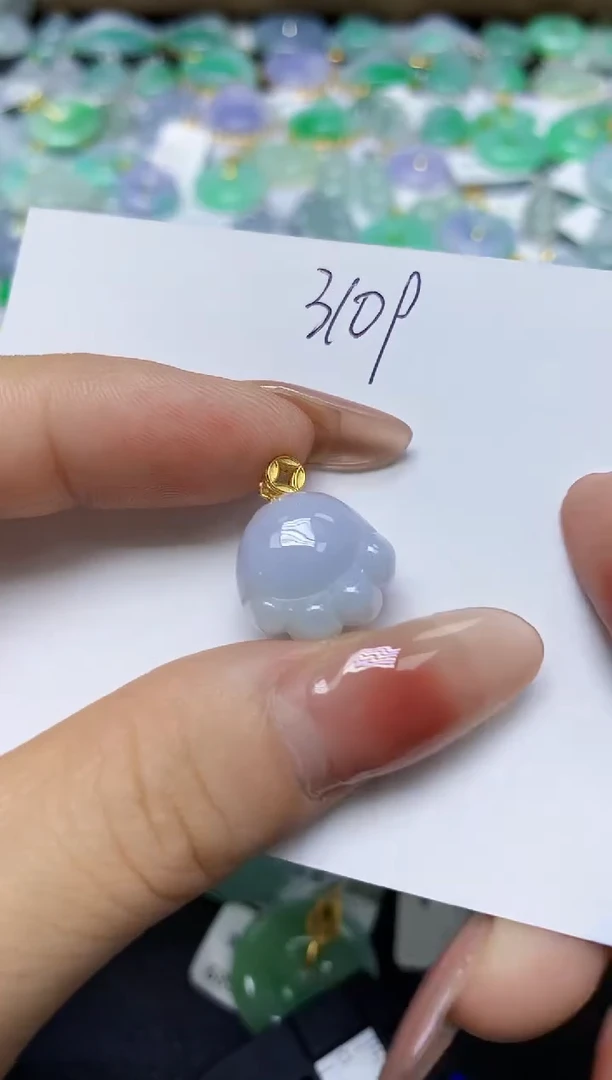 翡翠未镶嵌颈饰 天然缅甸翡翠A货