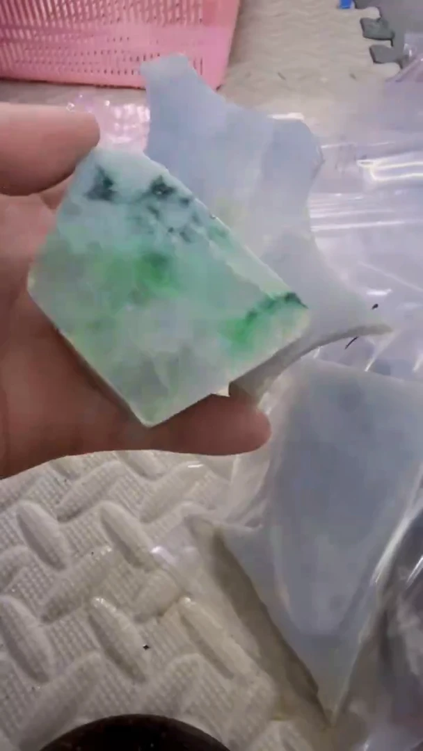 未镶嵌挂件翡翠天然翡翠125