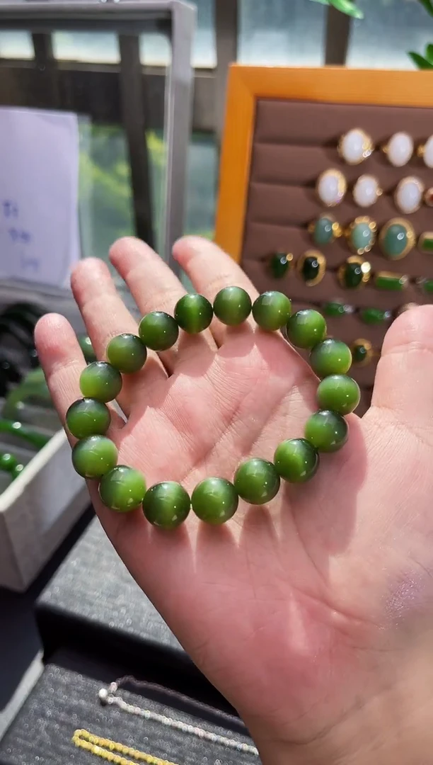 【闪购商品】和田玉手串未镶嵌卡12猫眼黑猫圆珠手串