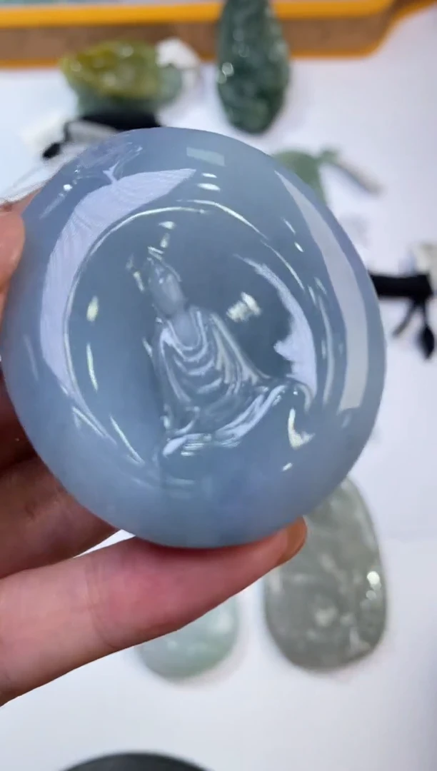 未镶嵌挂件翡翠300186    多人