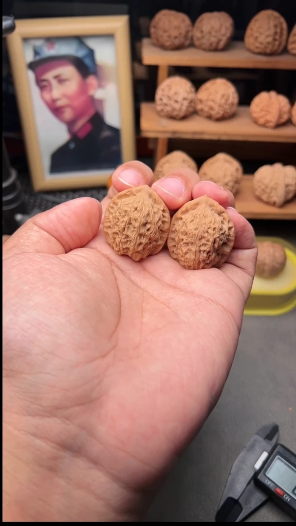 吊坠文玩核桃金珑32