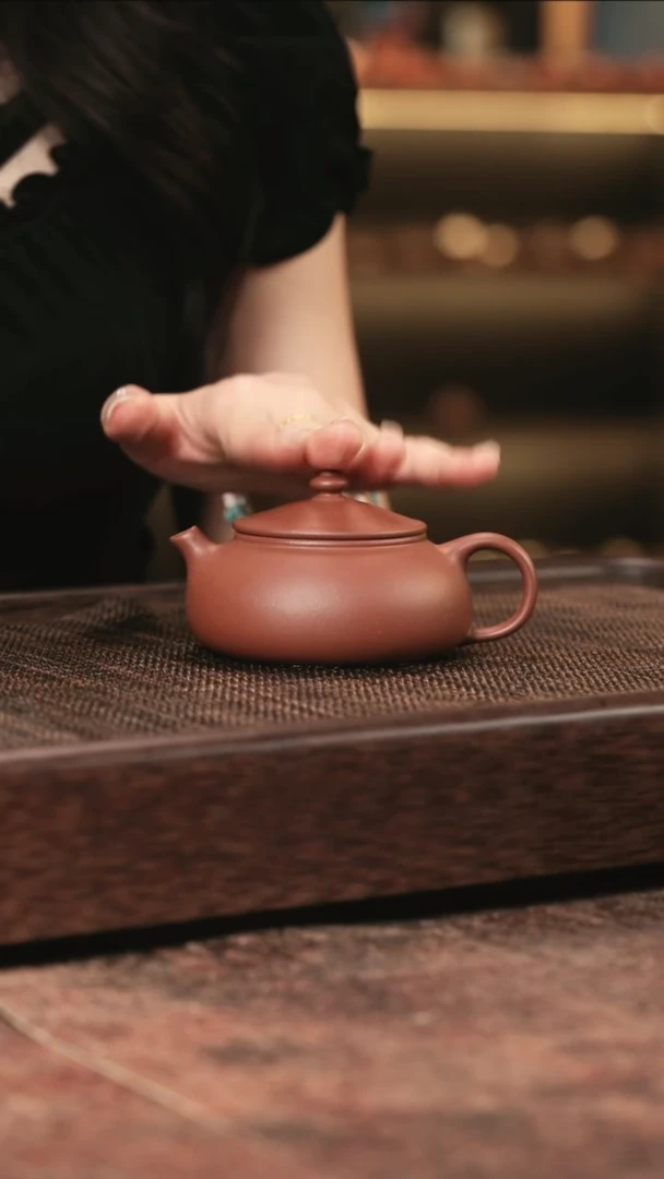 茶壶紫砂寒江 底槽清