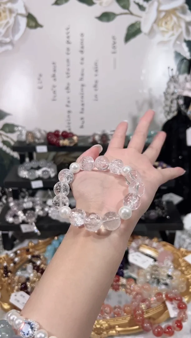 【闪购商品】水晶手链未镶嵌天然水晶默认微瑕 多样性发货发其一