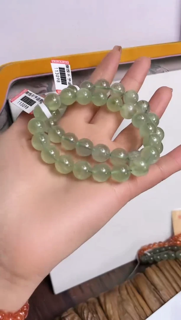 【闪购商品】葡萄石手串10.5/536未镶嵌多样性发一件