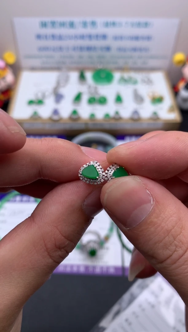 【闪购商品】定制翡翠18K金镶嵌模式推广期24小时鉴赏期