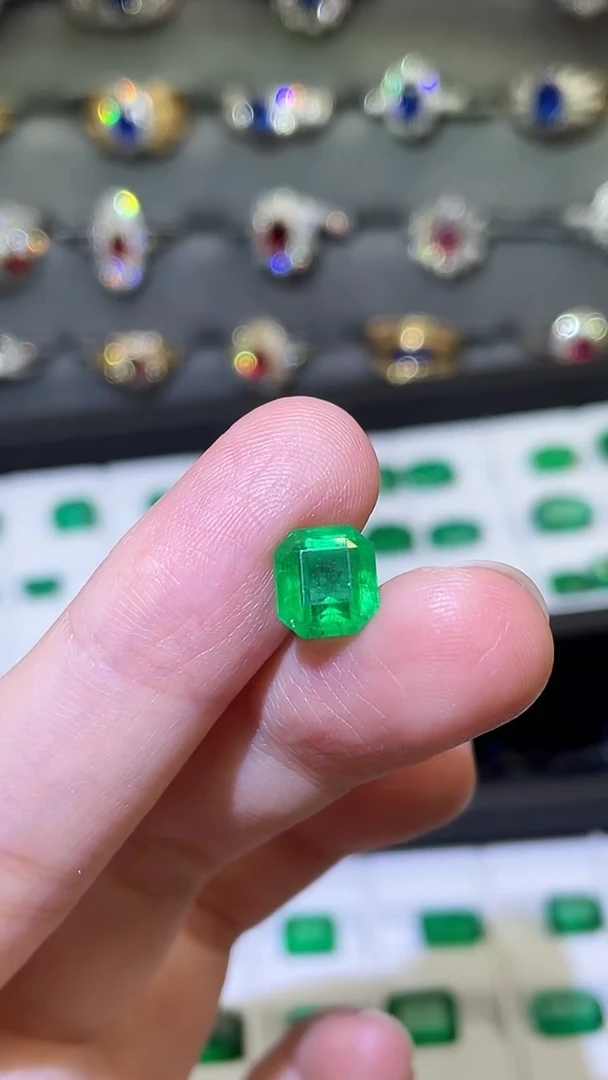 裸石未镶嵌祖母绿2.03ct