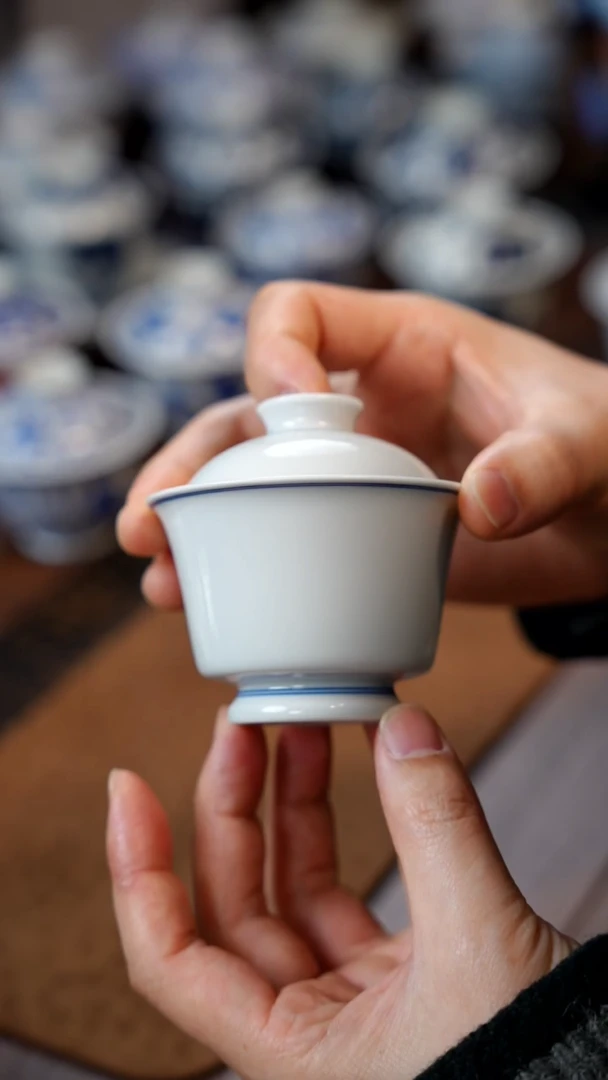 【闪购商品】100马蹄盖碗11111111