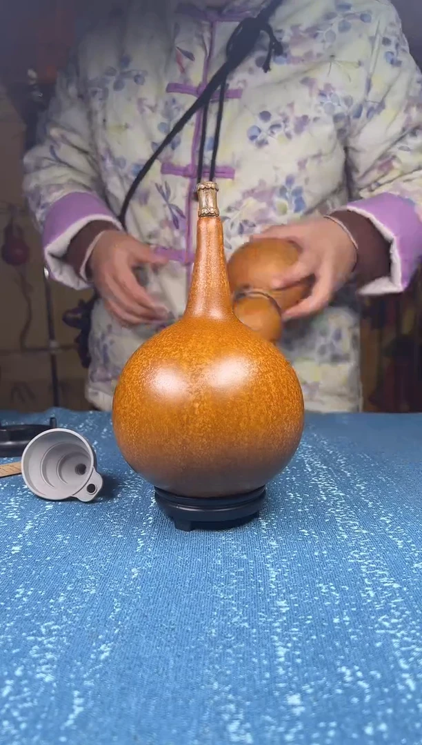 010--大漆酒葫芦--（600ml左右）