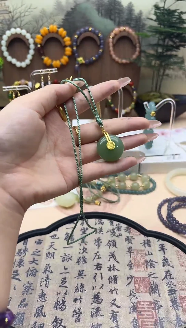 颈饰未镶嵌和田玉284