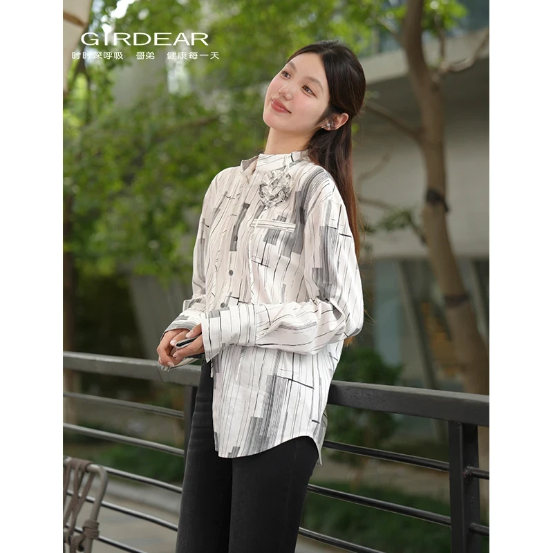 GIRDEAR/哥弟春夏爆款气质时尚休闲百搭附装饰花条纹衬衫130050