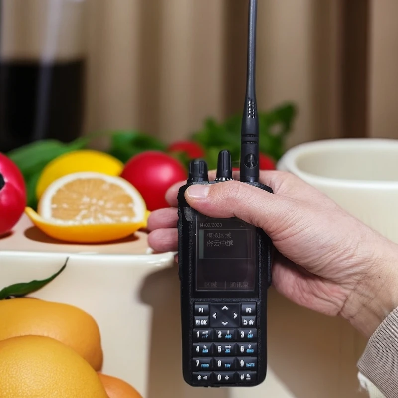 摩机r7户外登山对讲机