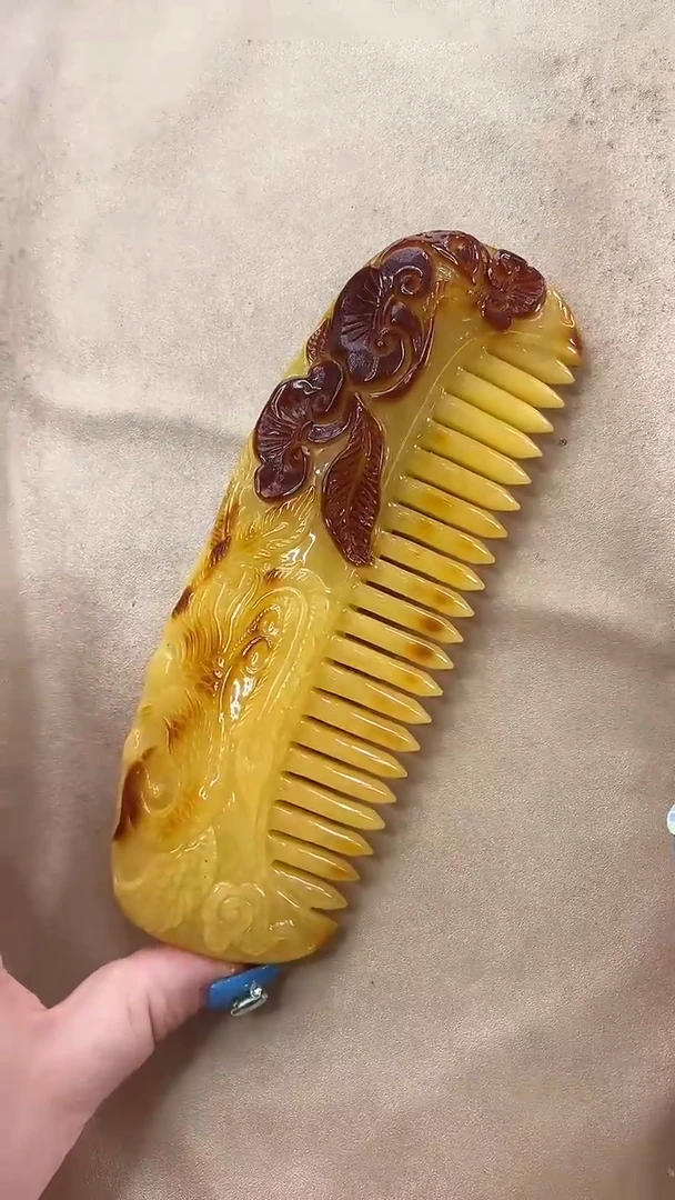 未镶嵌颈饰琥珀攀****师吊坠分付4/2