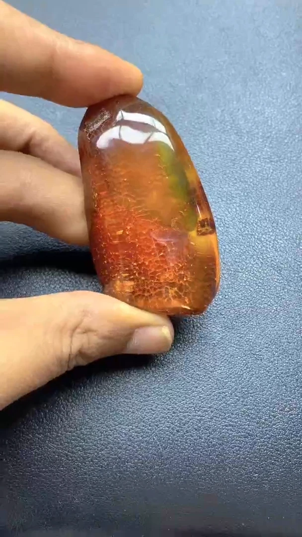 未镶嵌定制琥珀梦****方现场雕刻