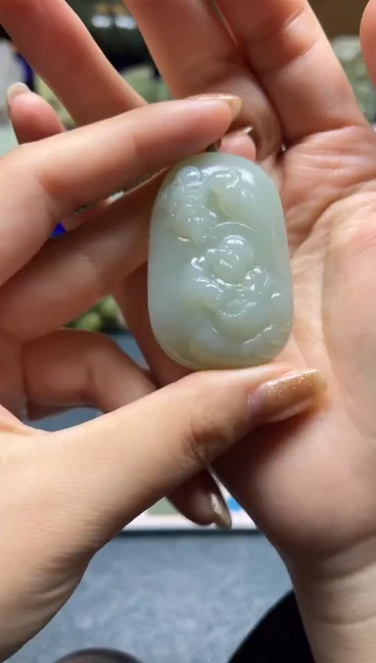 颈饰未镶嵌和田玉拍一发一