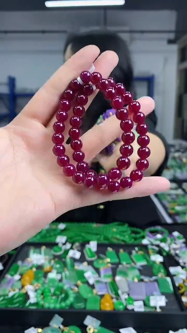 未镶嵌手串红宝石多样性发其一颜色微差
