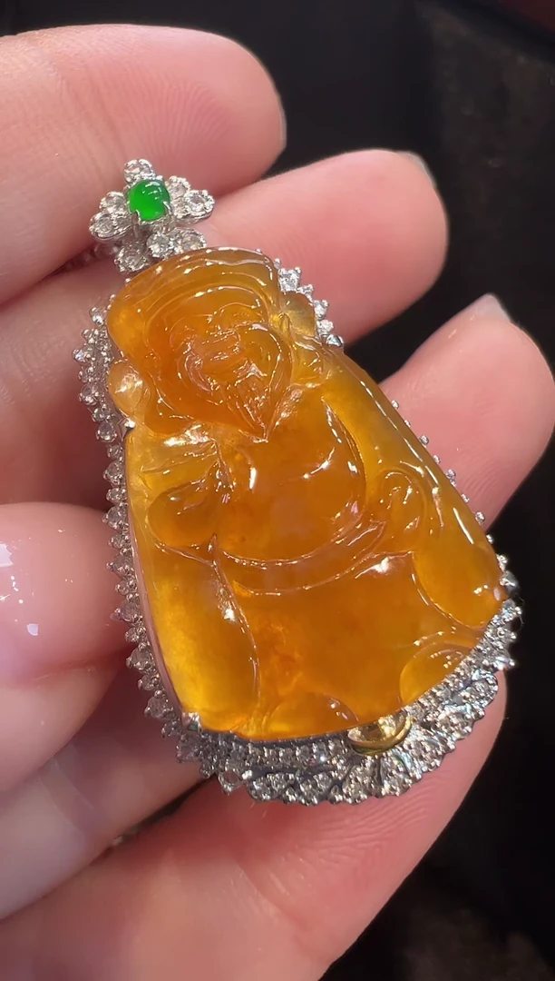 吊坠(不含链)18K金镶嵌翡翠AL6