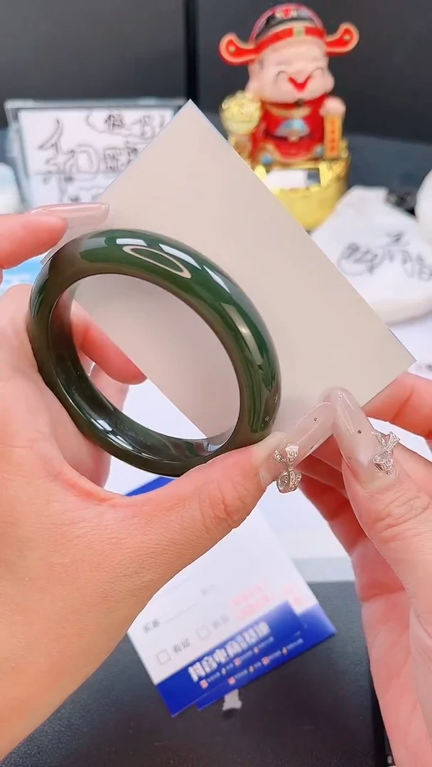 未镶嵌手镯和田玉28T113-55