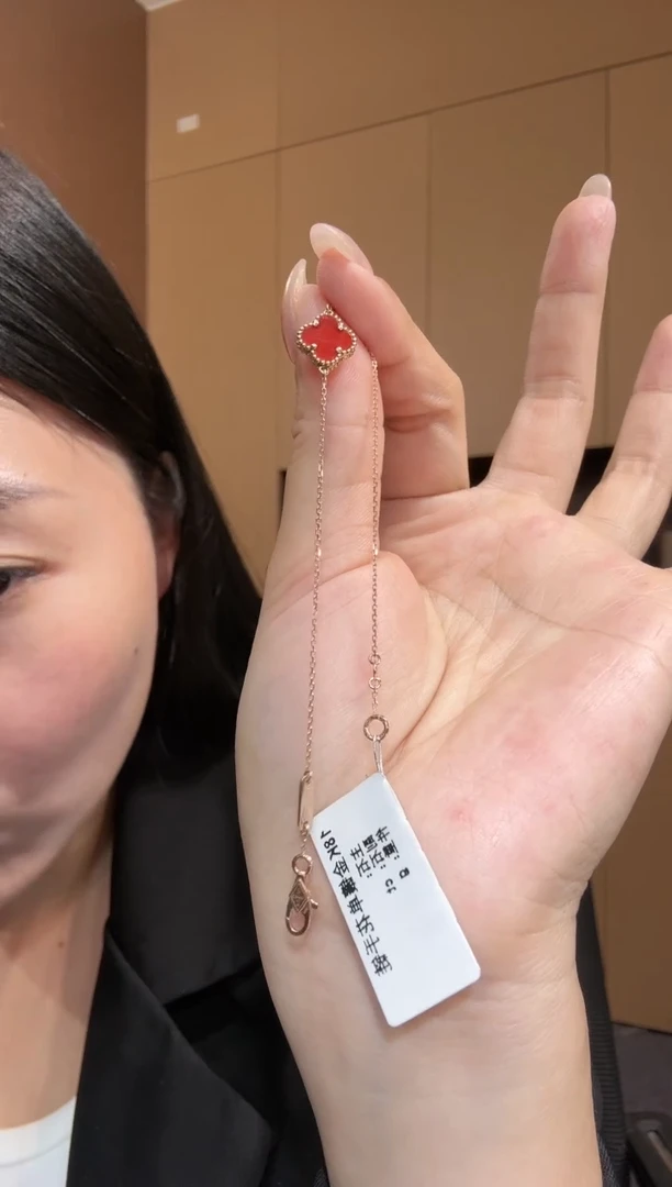 【闪购商品】玛瑙/玉髓手链18K金镶嵌红色k黄，小号单花手链GHJ