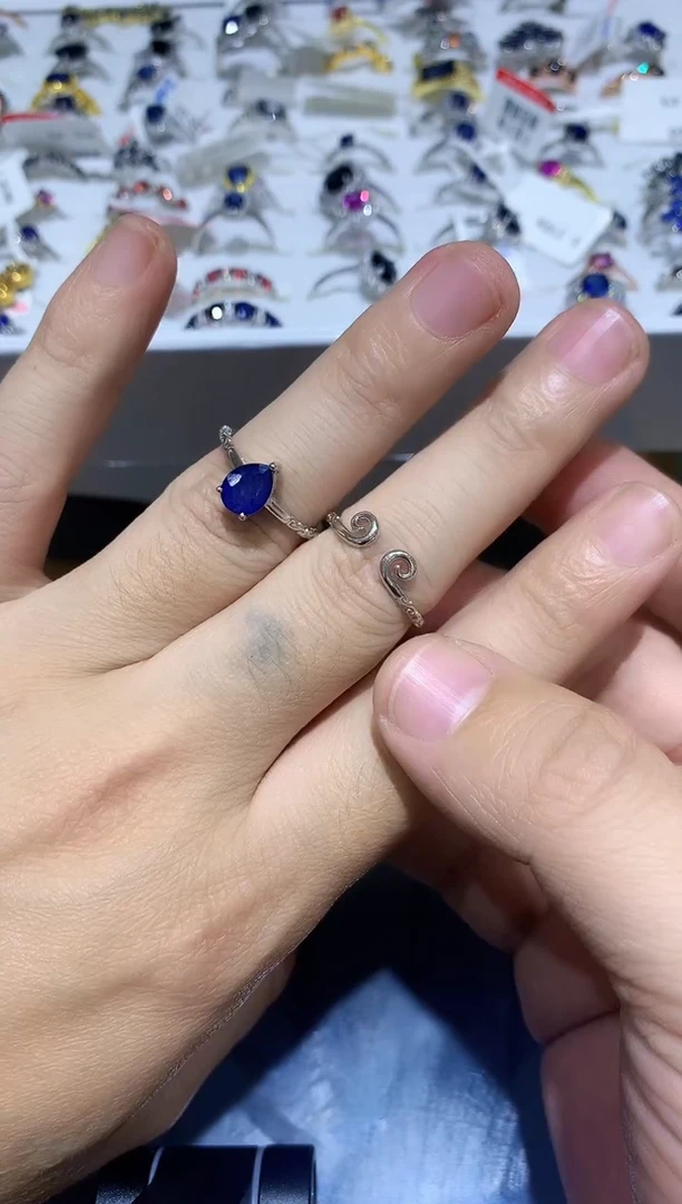 【闪购商品】蓝宝石戒指银S925镶嵌........