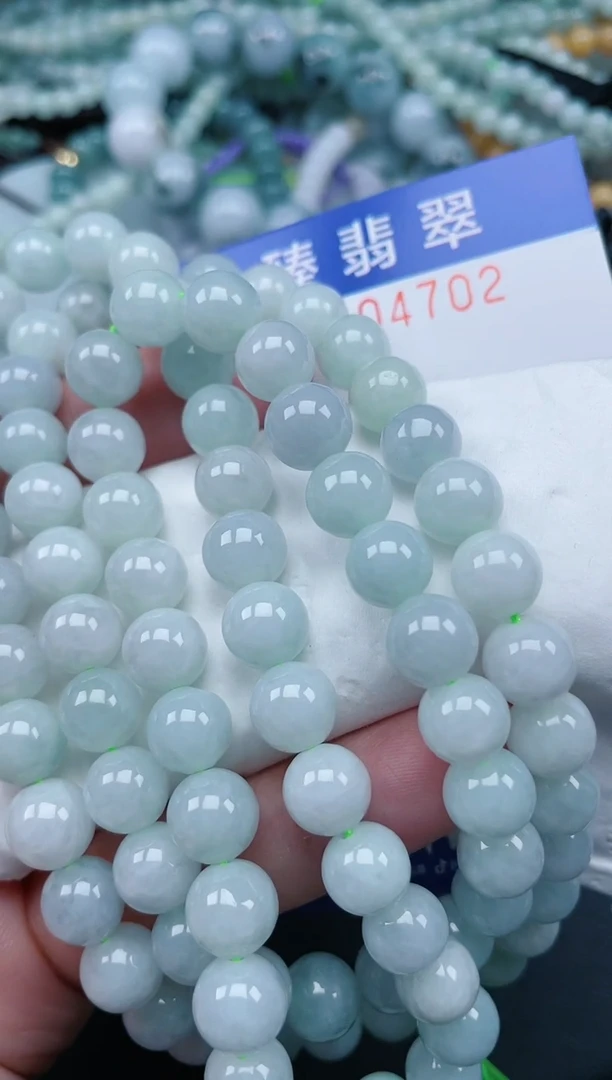 翡翠未镶嵌颈饰.0004702