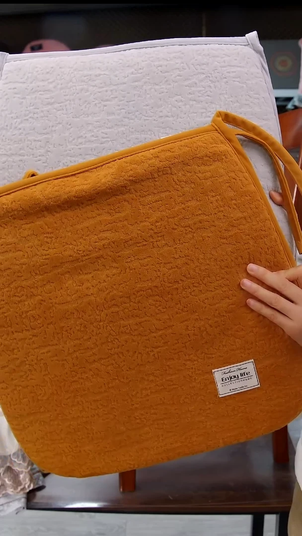 布雪尼尔云朵：浅灰色3个+橙色3个