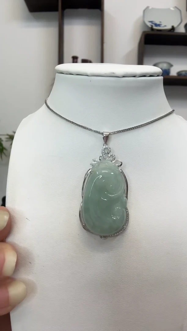 吊坠(赠链)银S925镶嵌翡翠如意