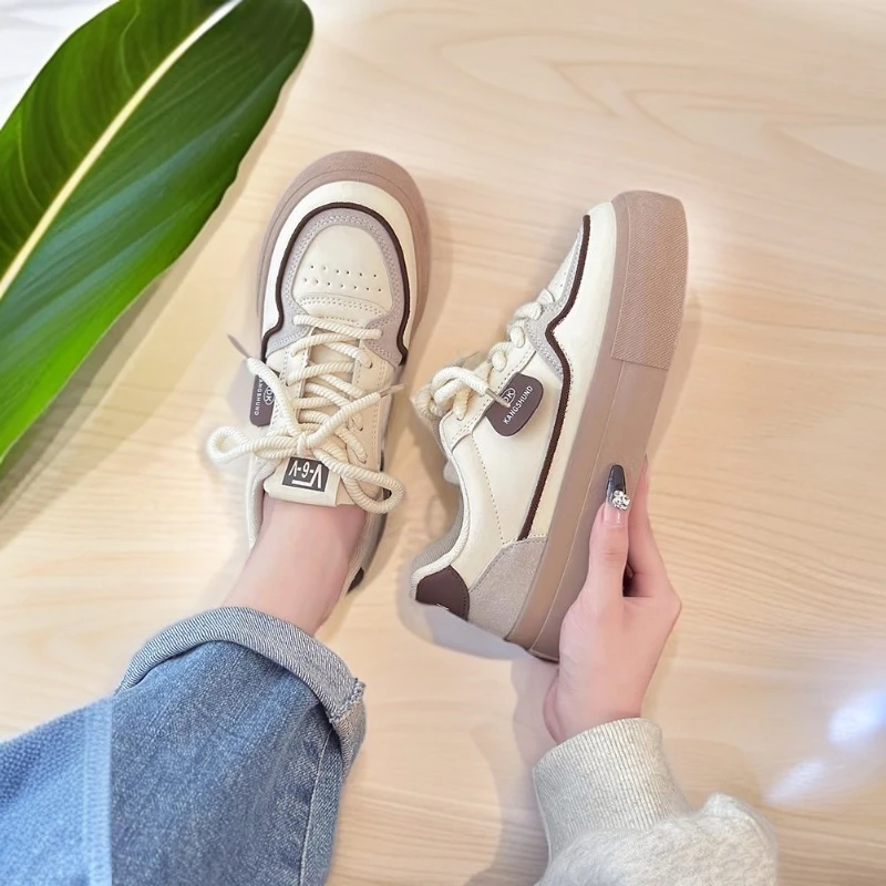 女鞋板鞋2025春秋新款复古厚底增高运动爆款百搭小众设计小白鞋子