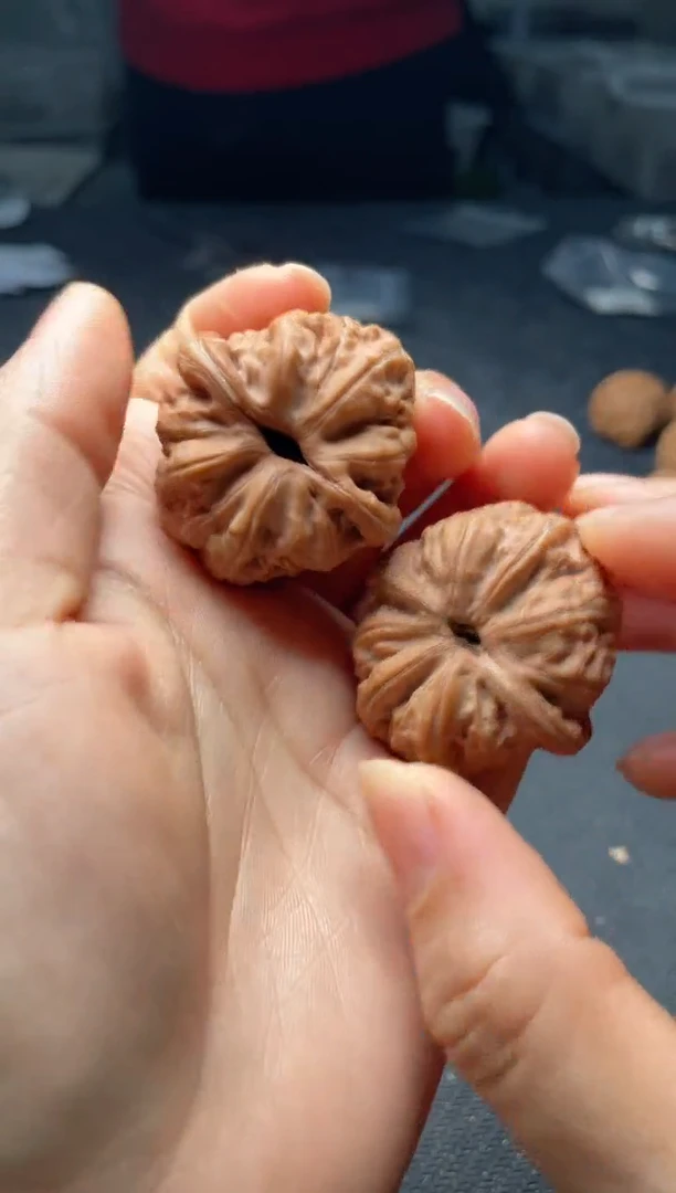 把件文玩核桃w235  元宝 40尺