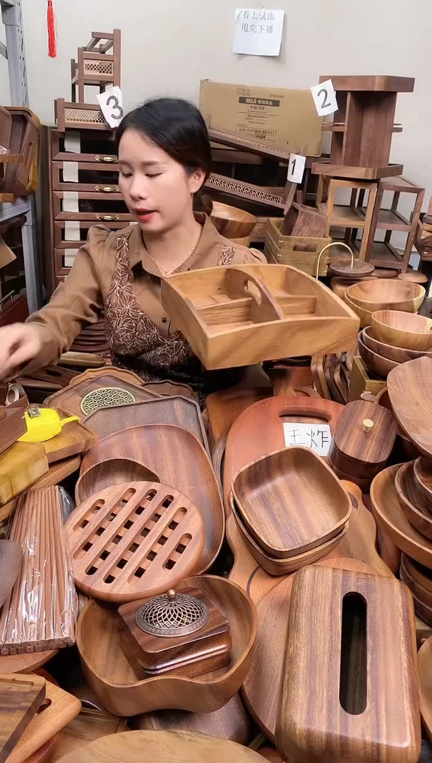 木 南美胡桃木手提式四宫格干果盒  A