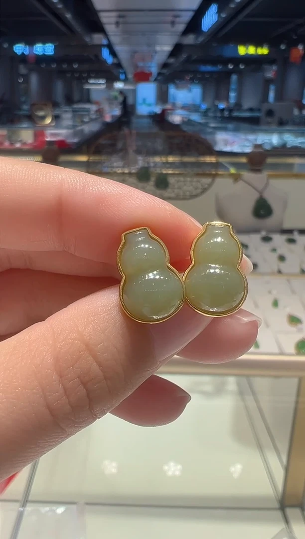 【闪购商品】和田玉耳饰银S925镶嵌20