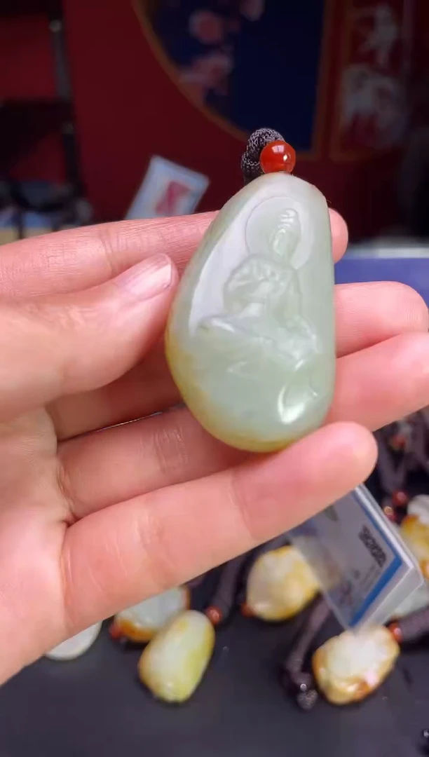 颈饰未镶嵌和田玉1