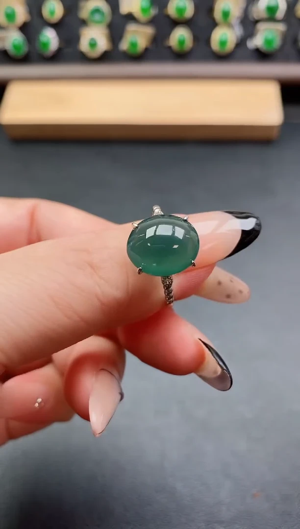 银S925镶嵌戒指翡翠1