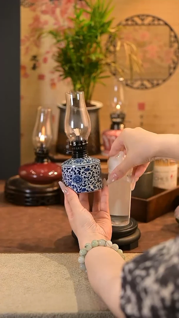 景德镇陶瓷油灯摆件