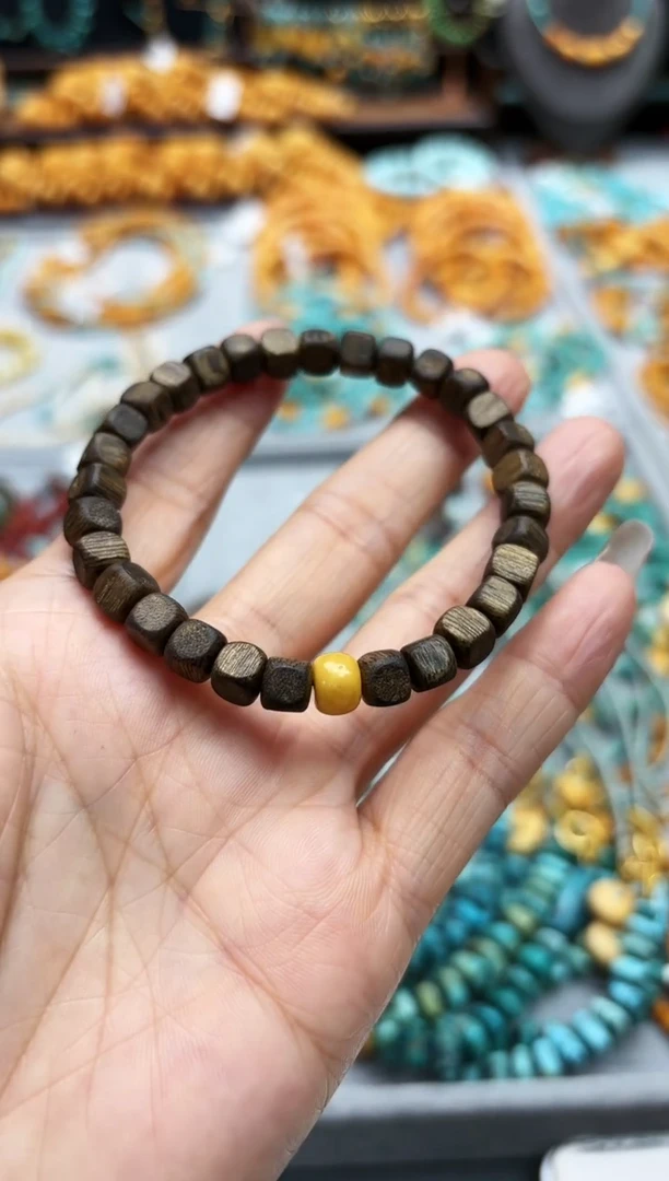 【闪购商品】琥珀手串未镶嵌手串