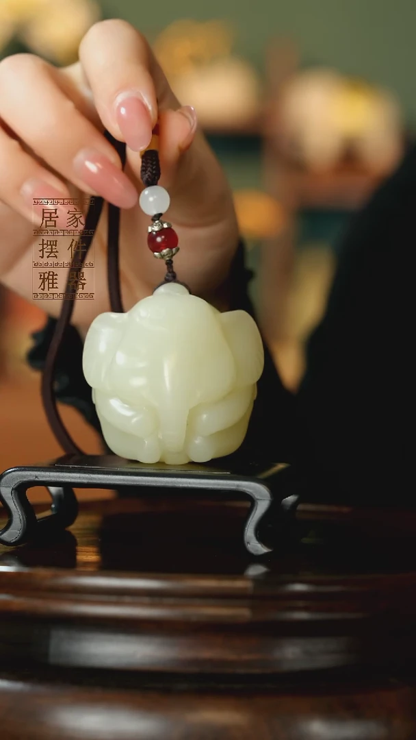 玉《手握吉象》摆件