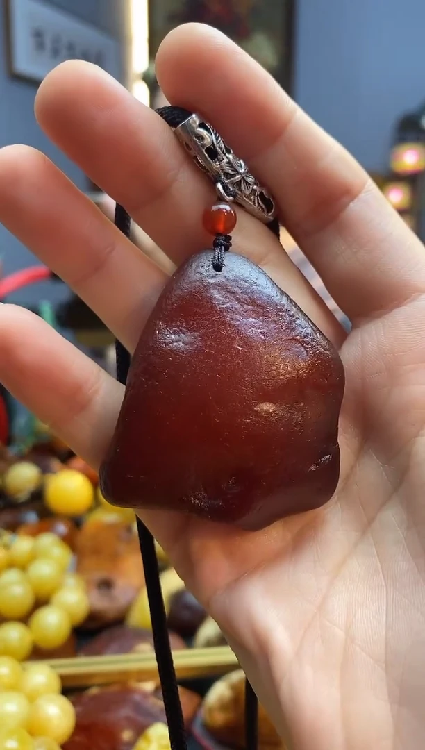 琥珀颈饰未镶嵌吊坠