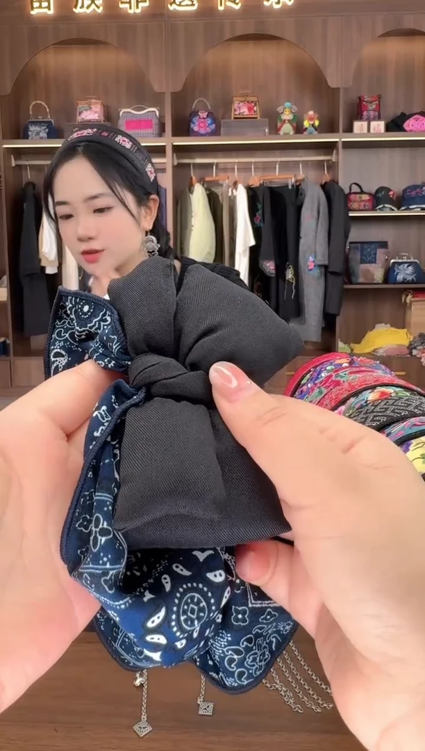 刺绣扶光苗绣传承L62