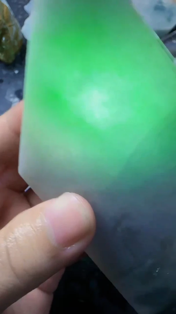 未镶嵌挂件翡翠071