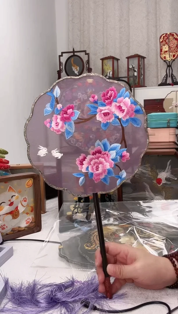 扇子苏绣作品手工团扇
