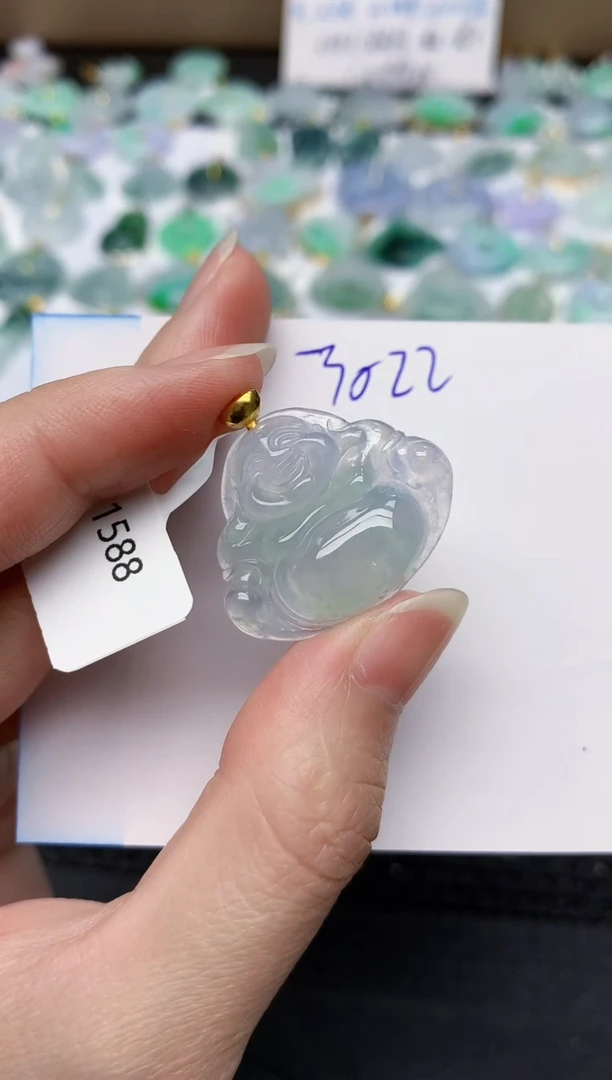 颈饰18K金镶嵌翡翠天然缅甸A货翡翠百元以上9元证书费自理