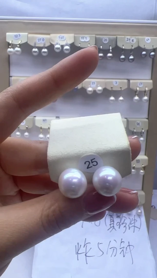 【闪购商品】淡水珍珠耳饰银S925镶嵌25