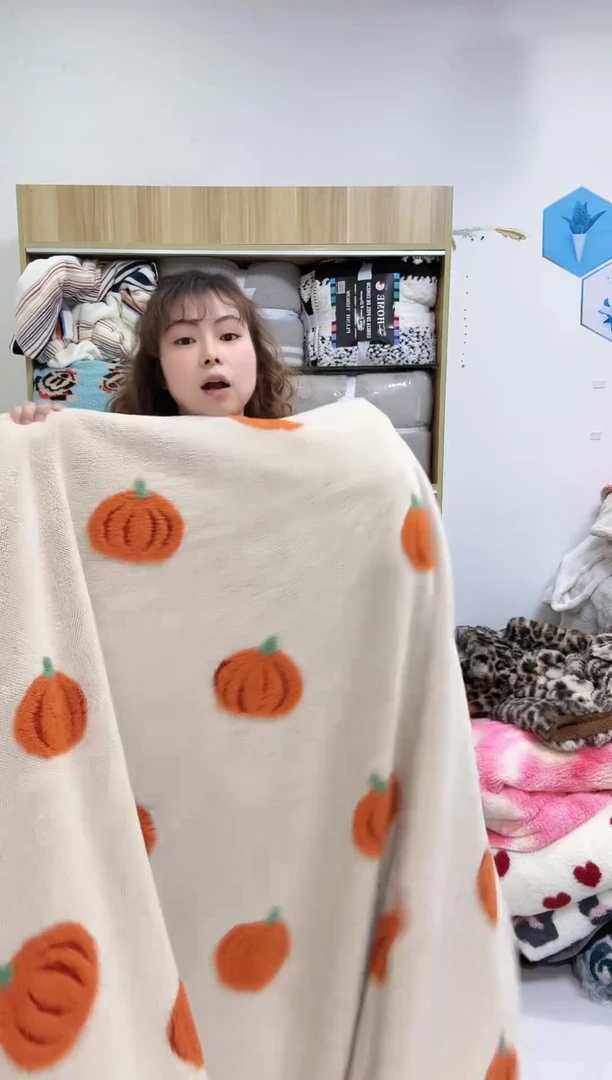 聚酯纤维1.5*2  色织阳离子南瓜