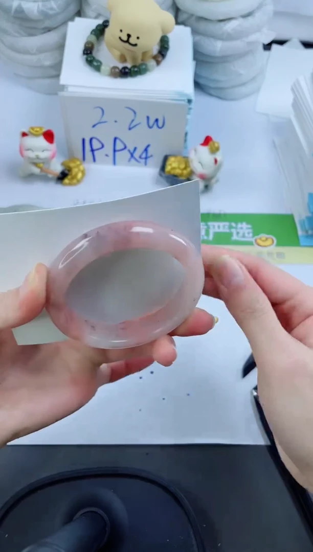 【闪购商品】石英质玉手镯未镶嵌74-54.4