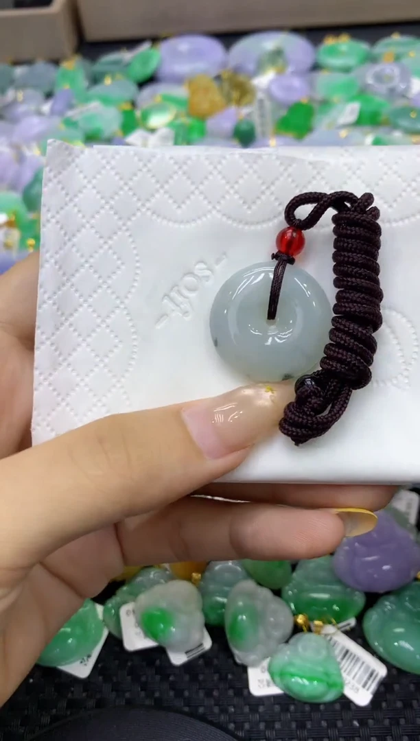 颈饰未镶嵌翡翠天然缅甸翡翠A货