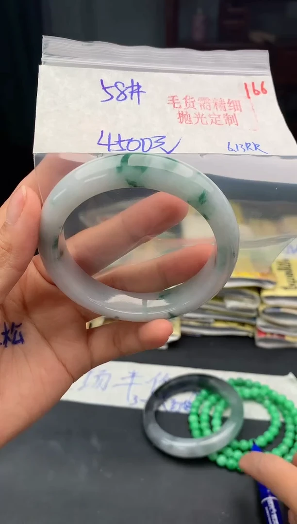 定制翡翠未镶嵌166毛货需精细抛光多样性1件4500元