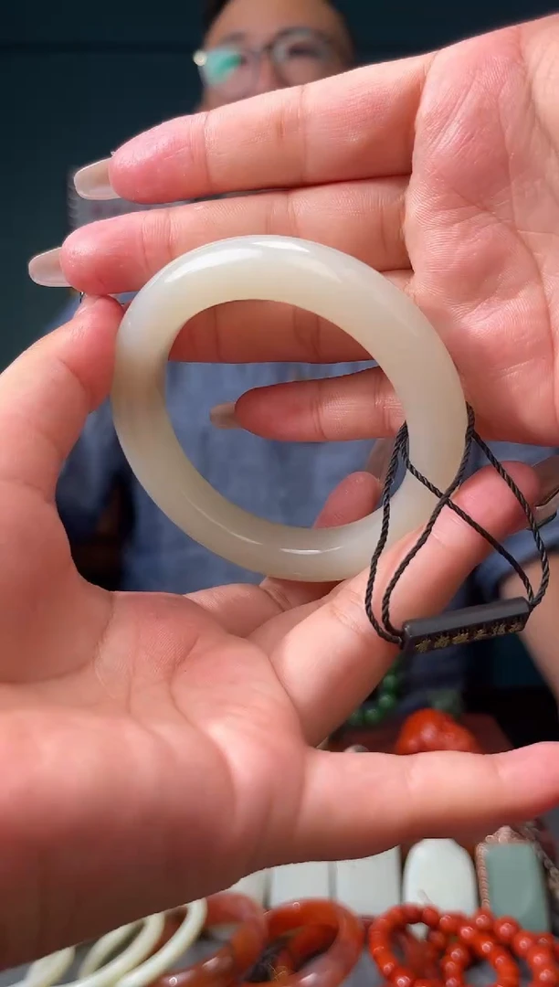 和田玉未镶嵌颈饰57