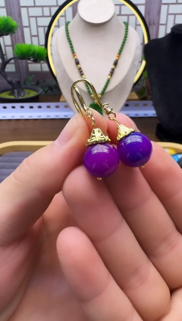 14K金镶嵌苏纪石（舒俱来）耳饰E216