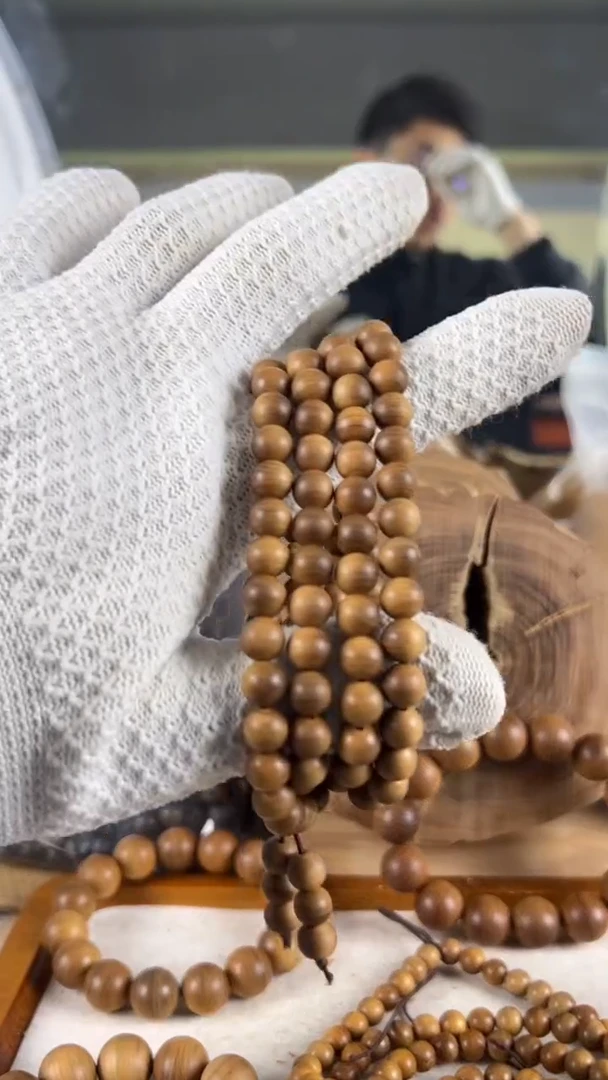 【闪购商品】檀香木其他王系列三号料芒格洛尔08*108药奶凉甜