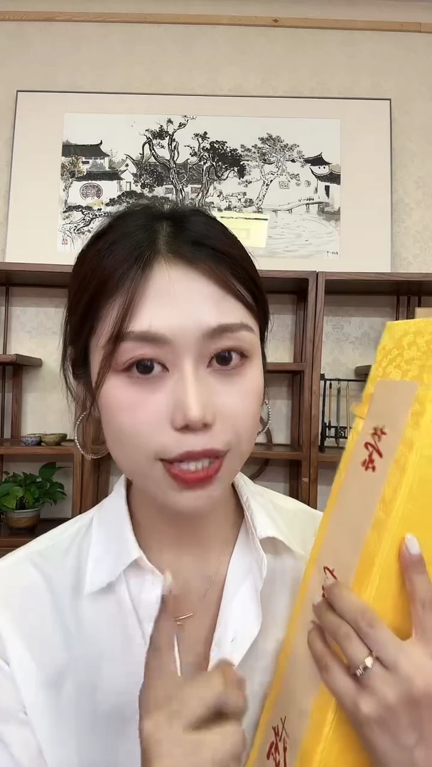 国画王老师绘画作品（任意一副）