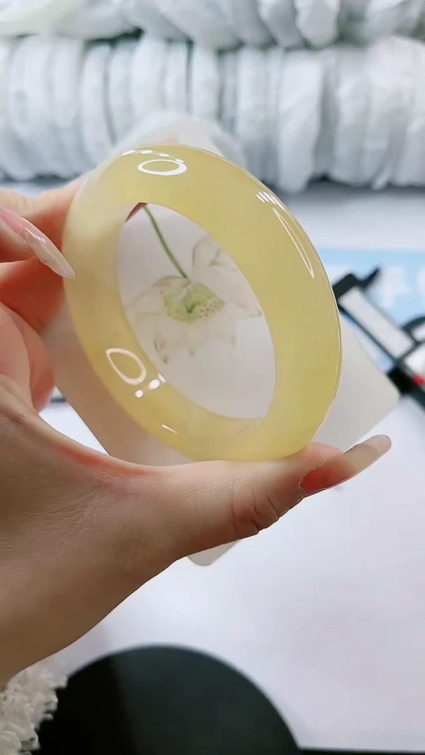 【闪购商品】石英质玉手镯未镶嵌多样性发货V662